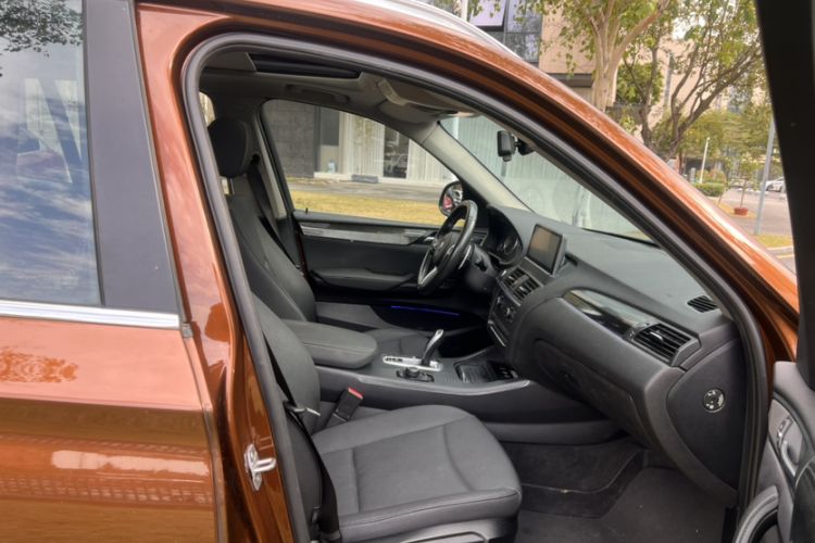 Used BMW X3 2016 sDrive20i
