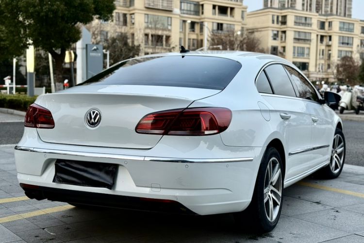 Used Volkswagen FAW-Volkswagen CC 2013 1.8TSI Luxury Model
