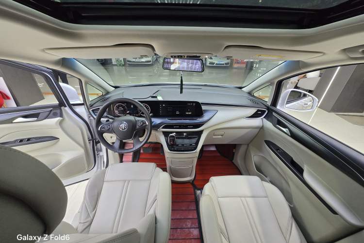 Used Buick GL8 2021 ES Landtrek 653T Comfort Edition
