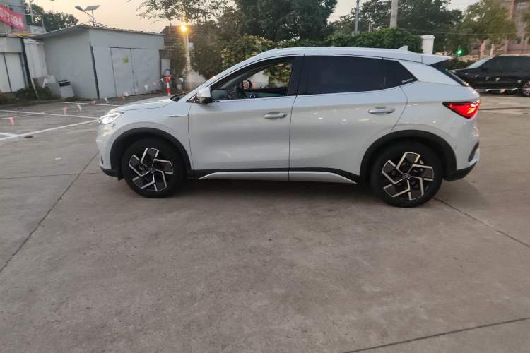 Used BYD Yuan PLUS 2022 510KM Flagship PLUS
