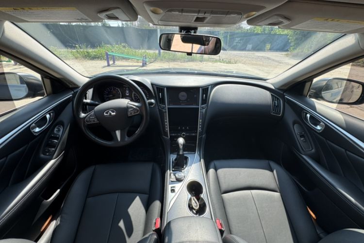 Used Infiniti Q50L 2015 2.0T Comfort Edition
