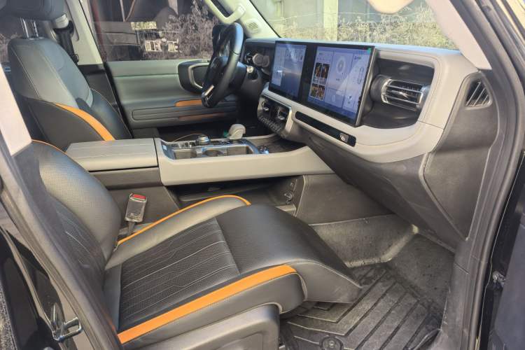 Used Beijing Auto BJ40 2024 2.0T All-New Urban Hunter Edition Ultimate Version
