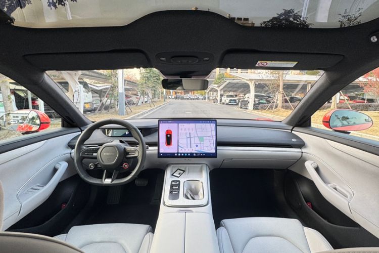 Used  SU7 2024 Rear-Drive Long-Range Intelligent Driving Version
