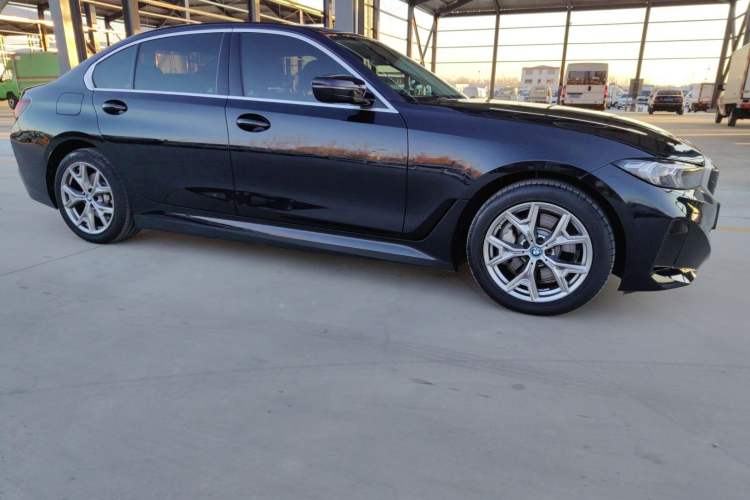 Used BMW i3 2024 eDrive 35 L
