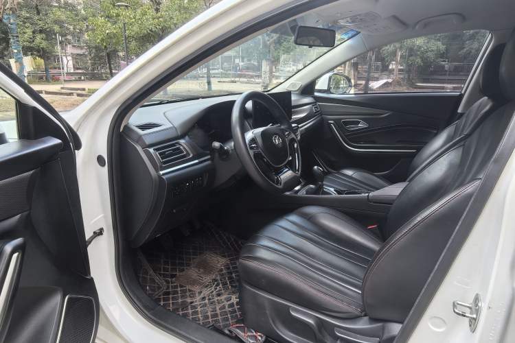 Used BAIC Beijing U7 2019 1.5T Manual Elite Edition China VI