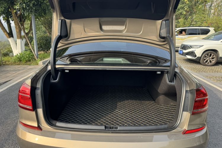 Used Volkswagen Passat 2017 330TSI DSG Prestige Edition
