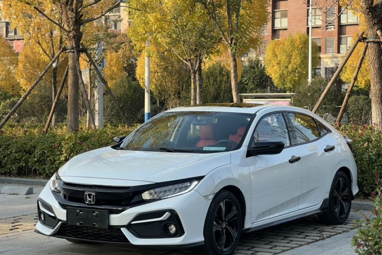 Used Honda Civic 2021 HATCHBACK 220TURBO CVT Trendy Cool Edition
