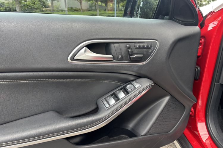 Used Mercedes-Benz GLA 2016 GLA 220 4MATIC Fashion Edition
