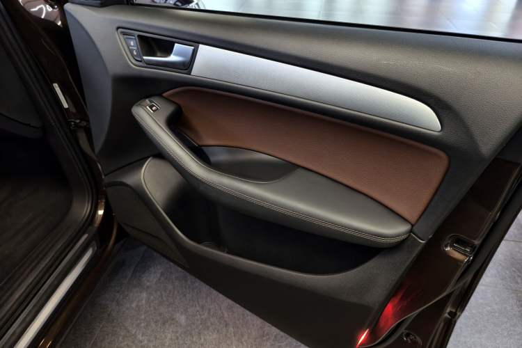 Used Audi Q5 2017 Plus 40 TFSI Technology Model
