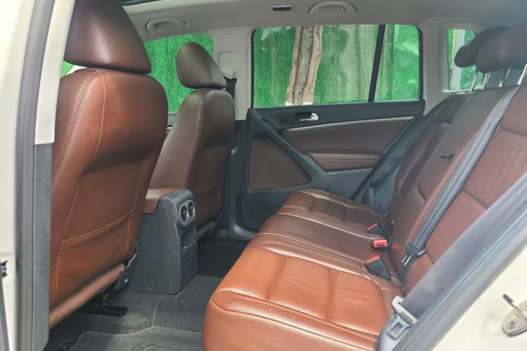 Used Volkswagen Tiguan 2013 1.8 TSI Automatic All-Wheel Drive Luxury Model
