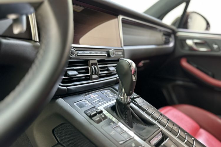 Used Porsche Macan 2021 Macan 2.0T