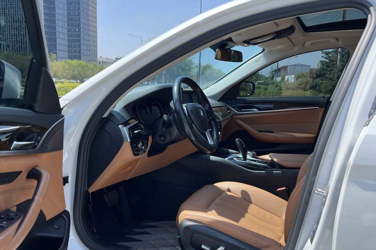 Used BMW 5 Series 2018 528Li Launch Special Edition
