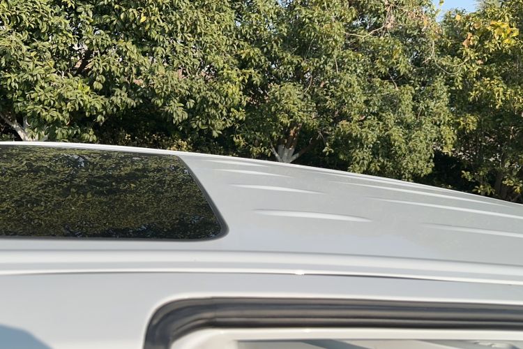 Used Buick GL8 2023 Land Executive Class 652T Luxury Model
