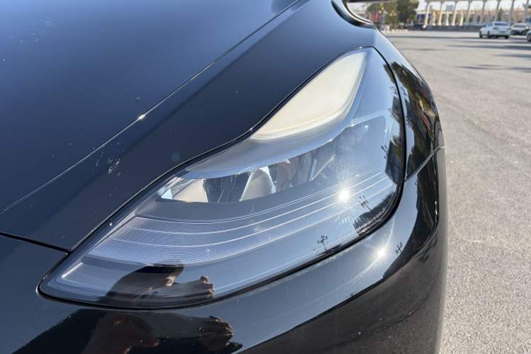 Used Tesla Model Y 2021 Long-Range All-Wheel-Drive Version
