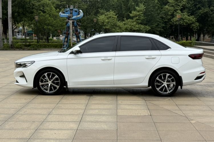 Used Geely Auto Emgrand 2023 4th Generation Champion Edition 1.5L CVT Flagship Model