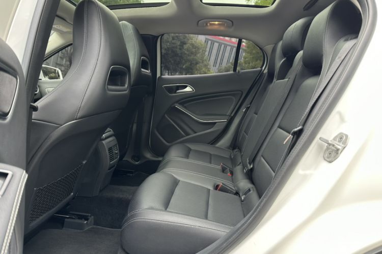 Used Mercedes-Benz GLA 2016 GLA 200 Fashion Model