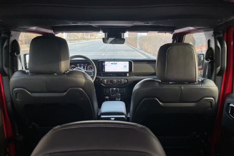 Used  Wrangler 2024 2.0T Sahara Four-Door Edition