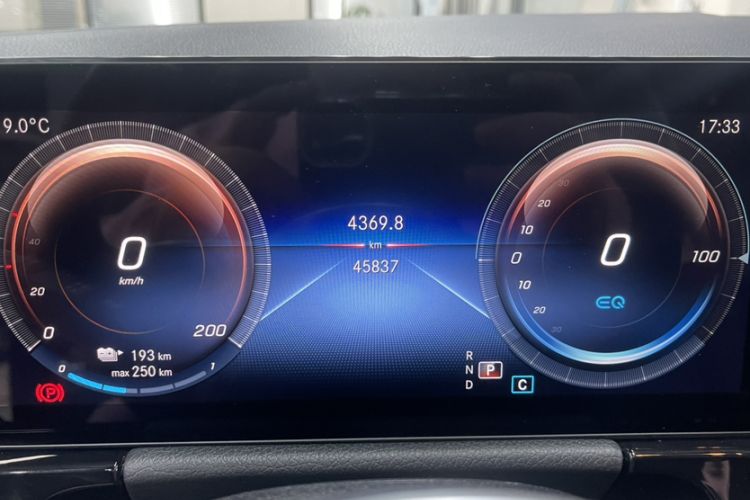 Used Mercedes-Benz EQA 2023 EQA 260