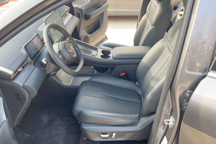 Used Wuling Xingguang S 2024 130 km Flagship Version
