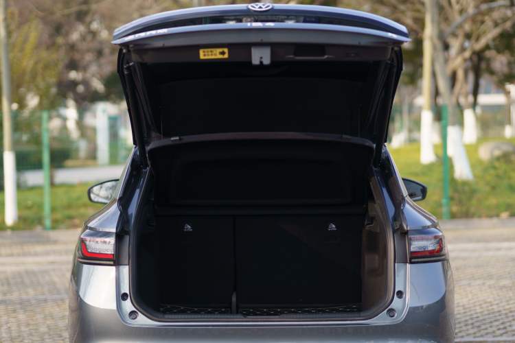 Used Volkswagen ID.4 X 2025 Smart Version Pure & Intelligent Enjoyment Edition
