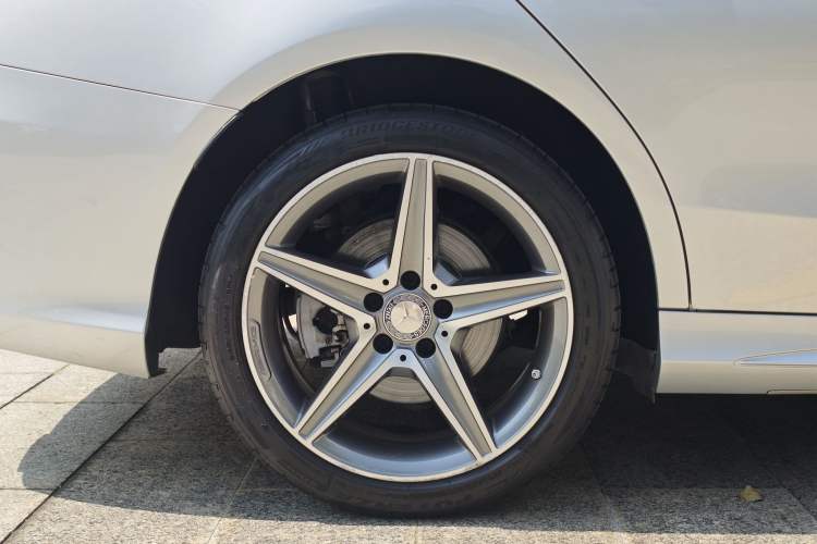 Used Mercedes-Benz C-Class 2015 C 200 station wagon