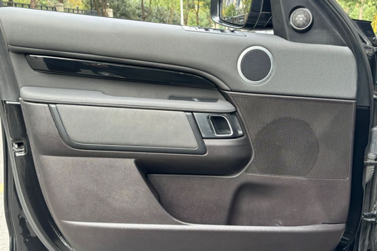 Used Land Rover Discovery 2017 3.0 SC V6 S
