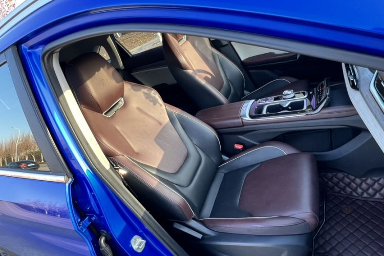 Used SOL QX 2021 300T DCT Chasing Light Edition
