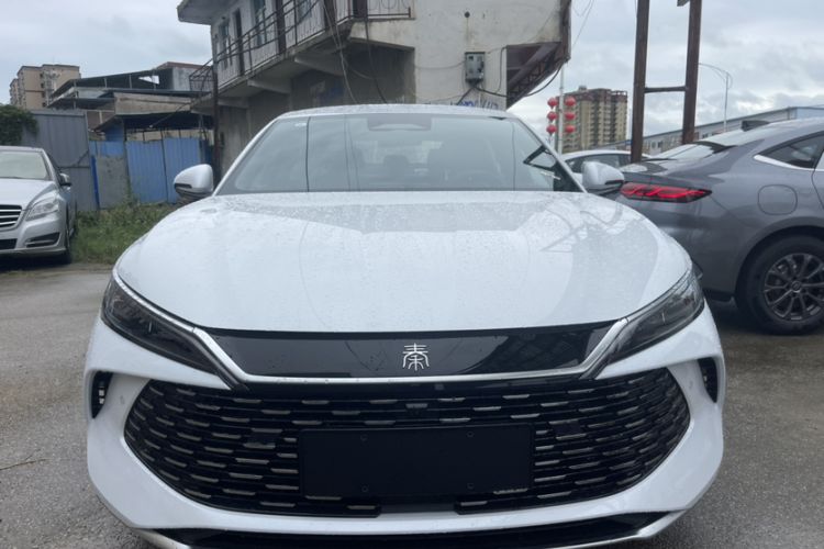 Used BYD Qin L 2025 DM-i Smart Drive 80KM Leading Model