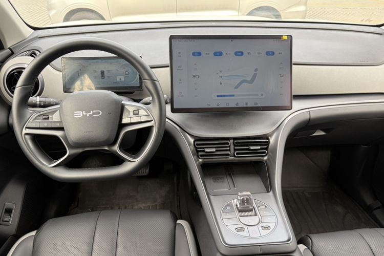 Used BYD Sealion 05 DM-i 2025 DM-i 115KM Flagship Model
