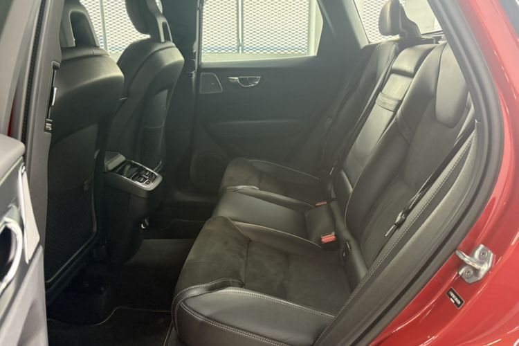 Used Volvo XC60 2018 T5 4x4 Zhiya Sport Edition
