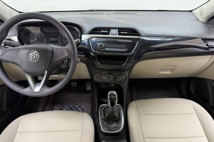 Used Buick Excelle 2018 15N Manual Elite Version
