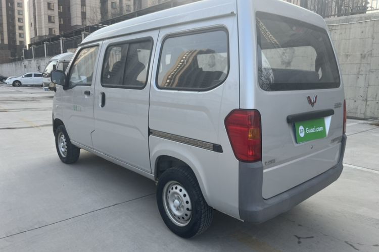 Used Wuling Zhiguang 2015 1.2L Practical LS-I Model
