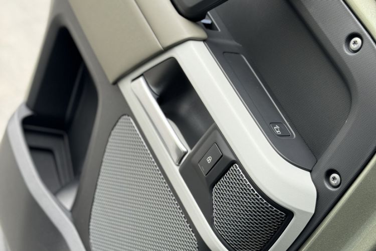 Used Land Rover Defender 2020 110 P400 HSE
