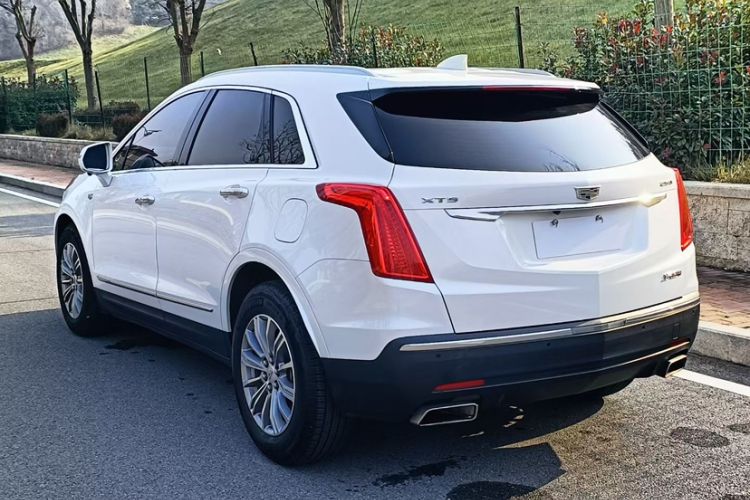 Used Cadillac XT5 2018 25T Luxury Model