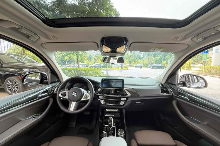 Used BMW X3 2021 xDrive30i Luxury Model with M Sport Package
