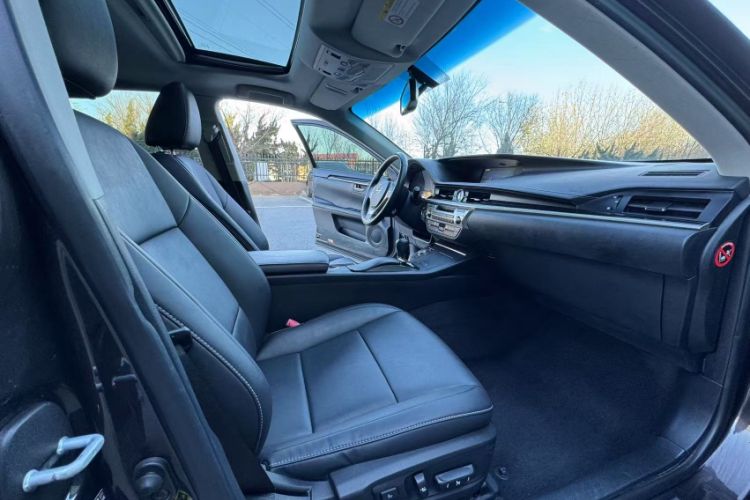 Used Lexus ES 2014 250 Elite Edition
