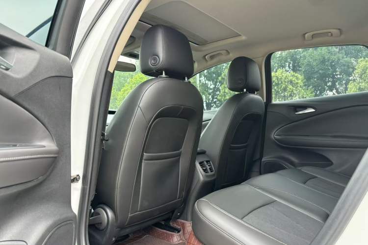 Used Buick Verano 2015 Sedan 20T Dual-Clutch Leading Model
