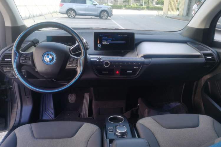 Used BMW i3 2016 Upgraded Deluxe Edition
