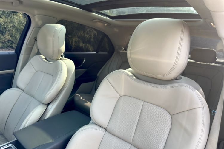 Used Lincoln Continental 2017 2.0T Two-Wheel Drive Deluxe Edition