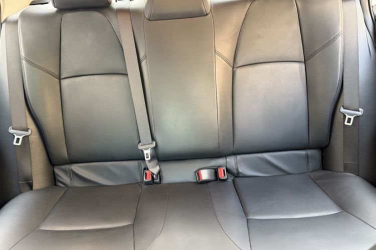 Used Toyota Corolla 2021 Dual-Motor 1.8L E-CVT Elite Edition
