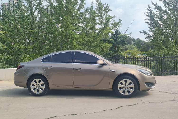 Used Buick Regal 2015 2.0L Elite Fashion Edition
