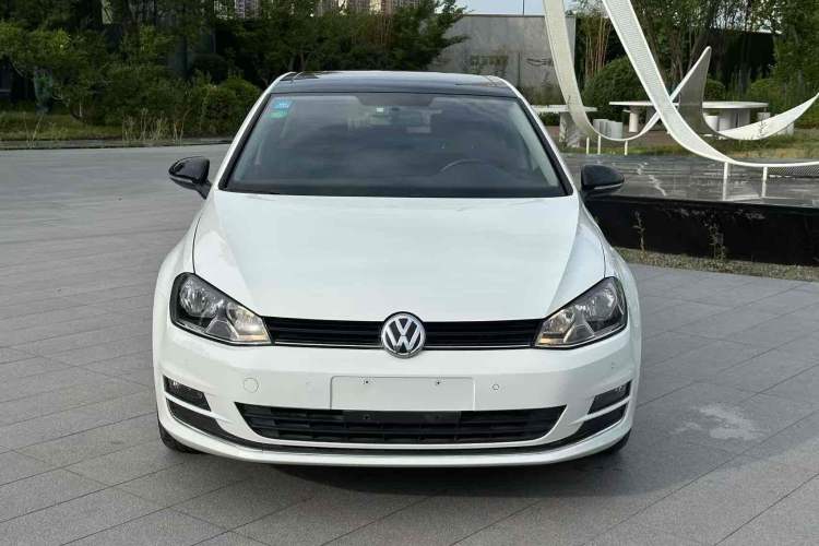 Used Volkswagen Golf 2017 230TSI Automatic Comfort Edition – Celebrating Milestone of One Million Units
