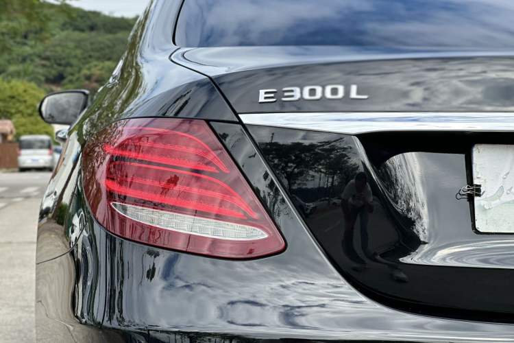 Used Mercedes-Benz E-Class 2020 Facelift E 260 L