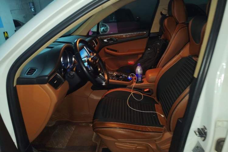 Used Zotye SR9 2017 2.0T Automatic Ultimate Light Edition
