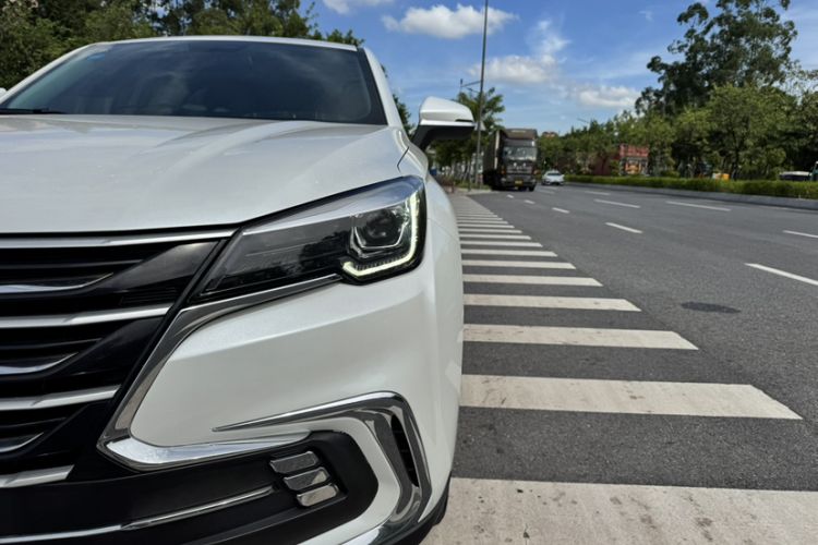 Used Changan CS85 COUPE 2019 1.5T DCT Version China VI Standard
