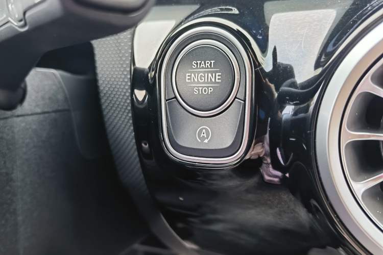 Used Mercedes-Benz A-Class 2025 A 200 L Fashion Model