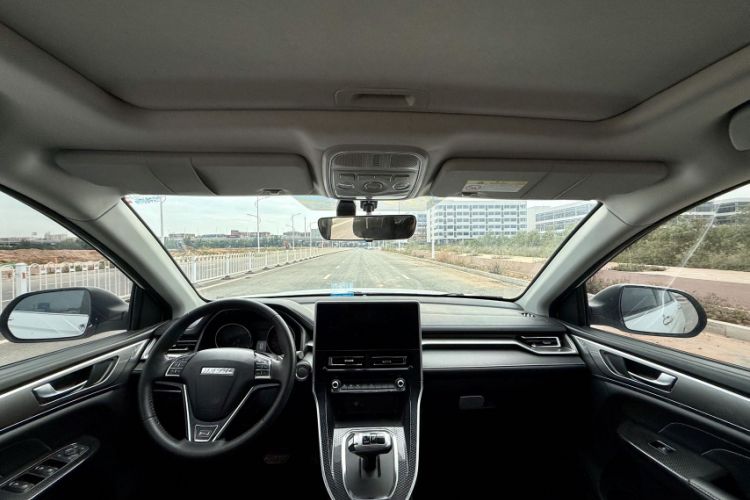 Used Haval M6 2021 PLUS 1.5T DCT Luxury Smart Connectivity Model