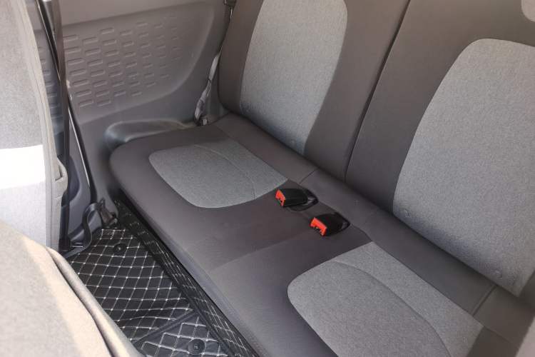 Used Wuling Hongguang MINIEV 2022 Macaron Premium Model – Lithium Iron Phosphate