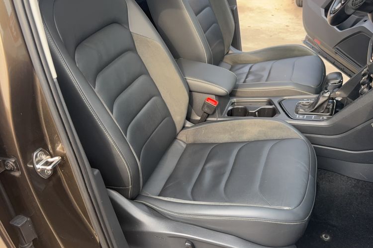 Used Volkswagen Tiguan L 2018 380TSI Automatic All-Wheel Drive Luxury Edition
