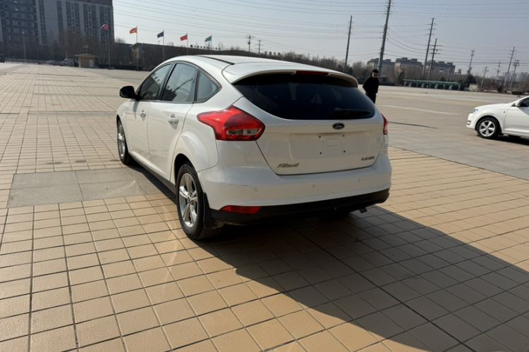 Used Ford Focus 2015 Hatchback 1.6L Automatic Comfort Model
